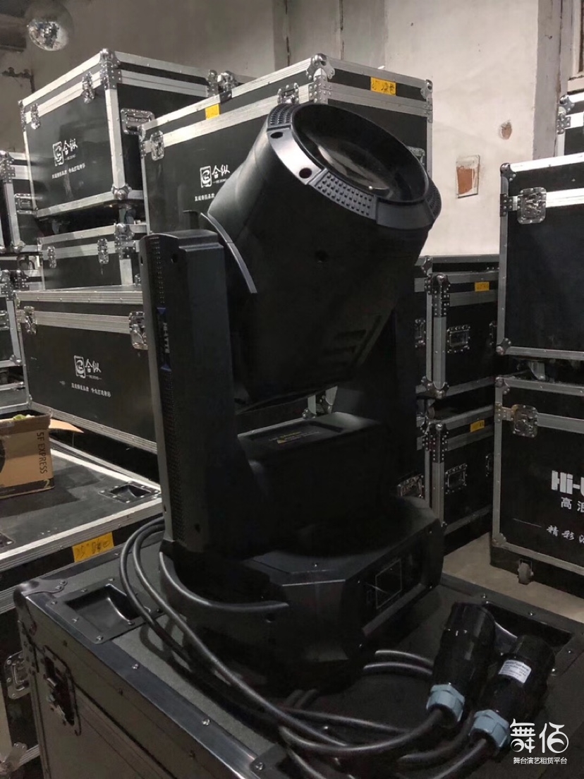 高浪380光束灯出租-舞台灯光设备租赁_舞美音响背景租赁_舞台搭建led